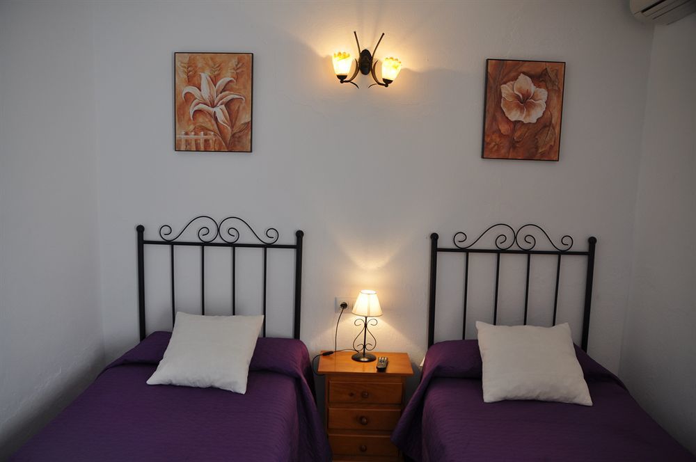 Cortijo El Pozuelo Guest House Tarifa Bagian luar foto